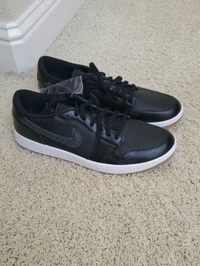 Nike Air Jordan 1 Low Spikeles Golf Shoes.